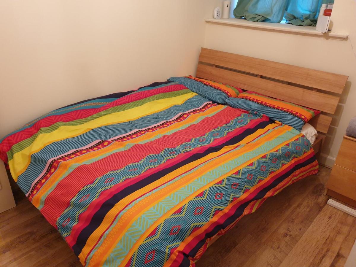 Splendid 4Bedrooms Shared Home Manchester Bagian luar foto
