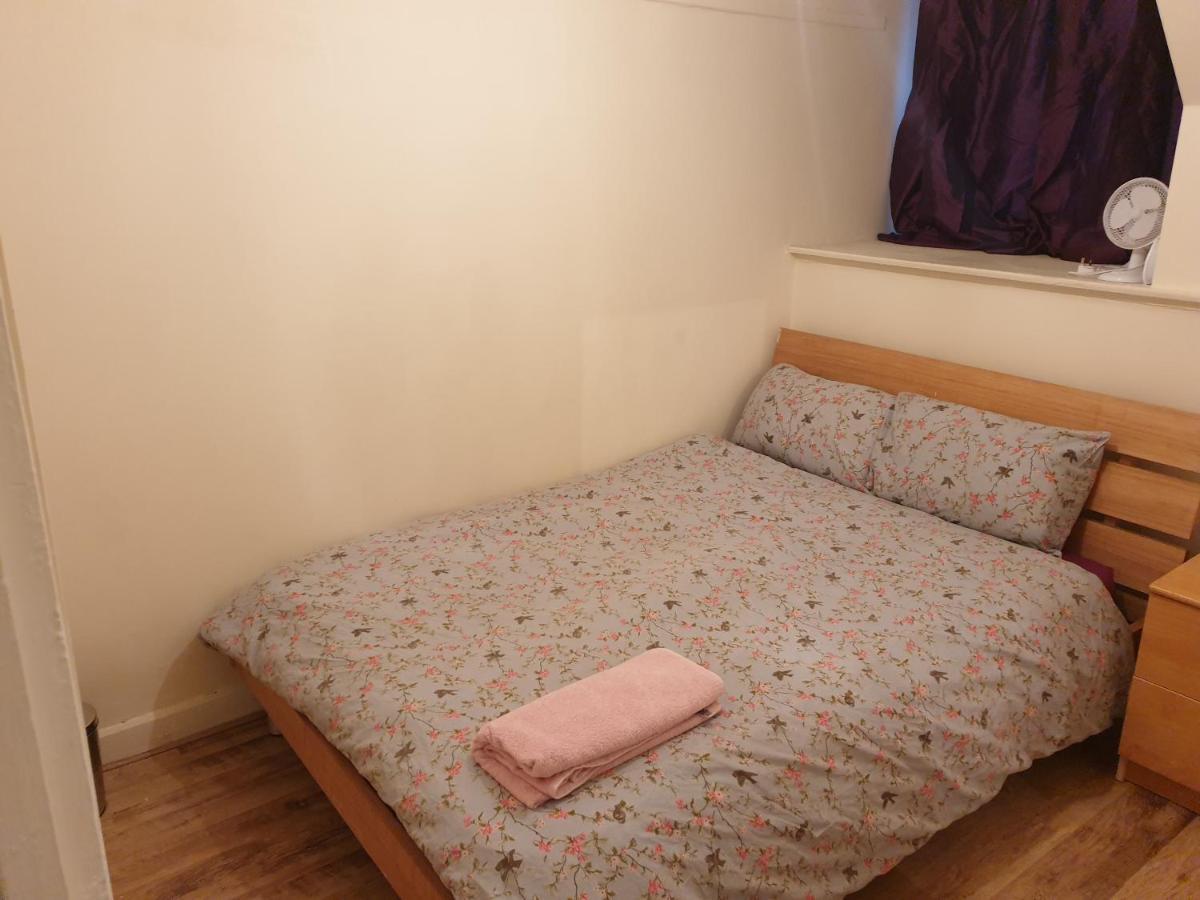 Splendid 4Bedrooms Shared Home Manchester Bagian luar foto