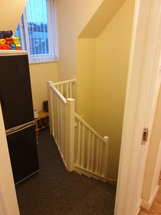 Splendid 4Bedrooms Shared Home Manchester Bagian luar foto