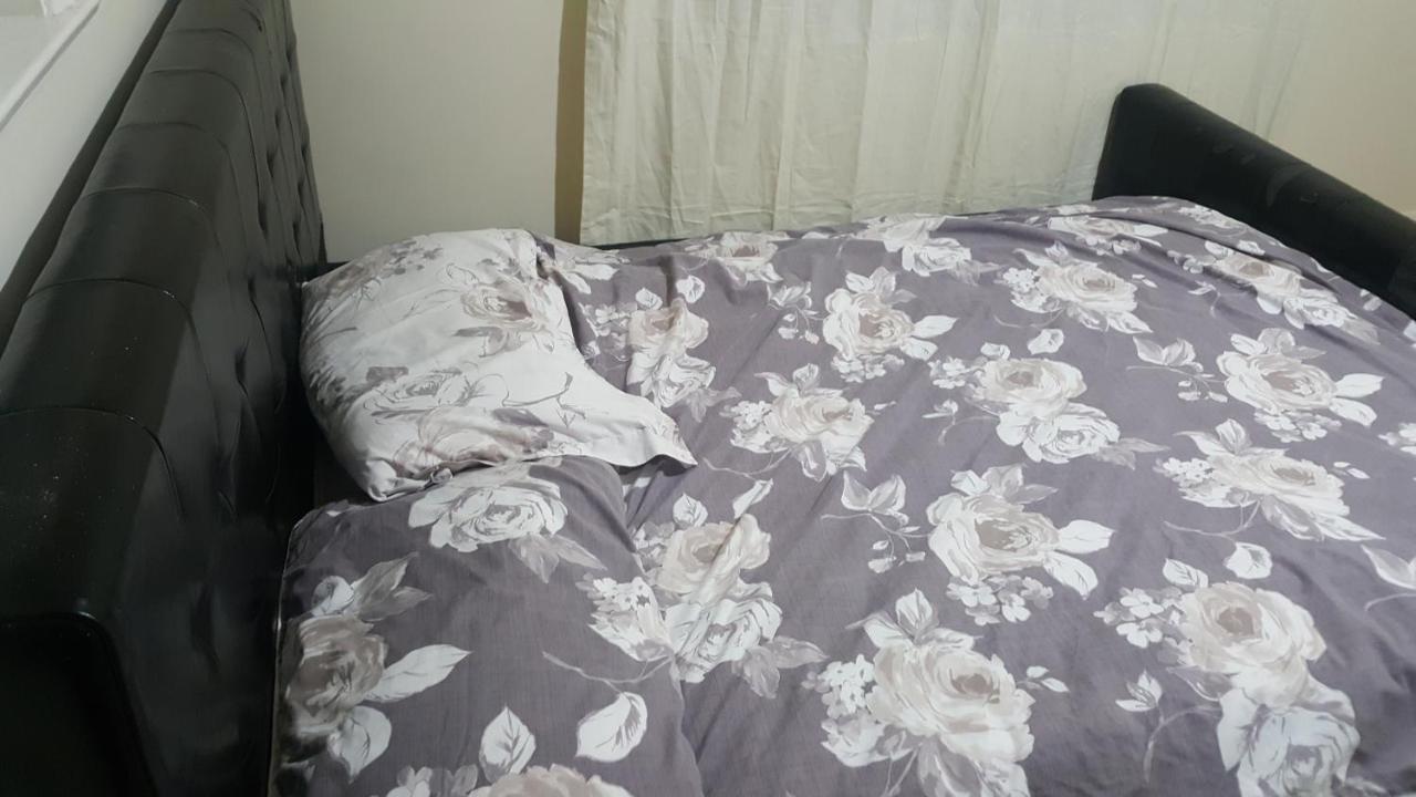 Splendid 4Bedrooms Shared Home Manchester Bagian luar foto