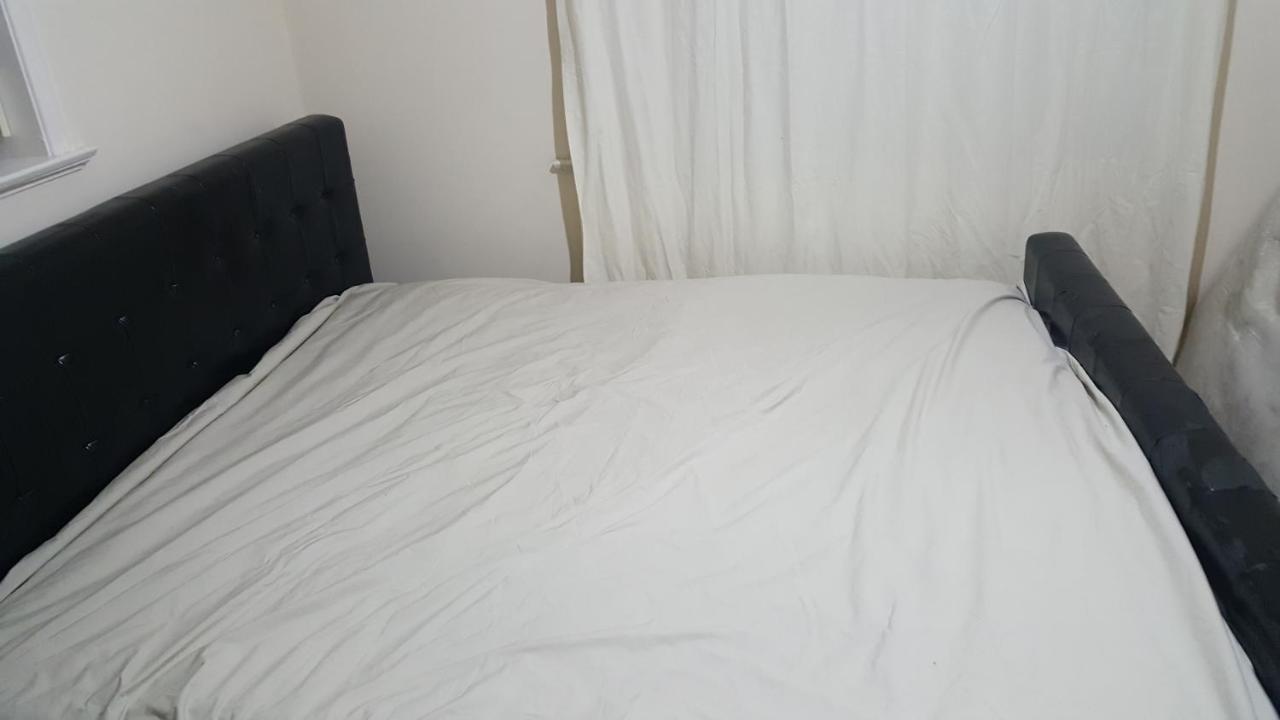 Splendid 4Bedrooms Shared Home Manchester Bagian luar foto