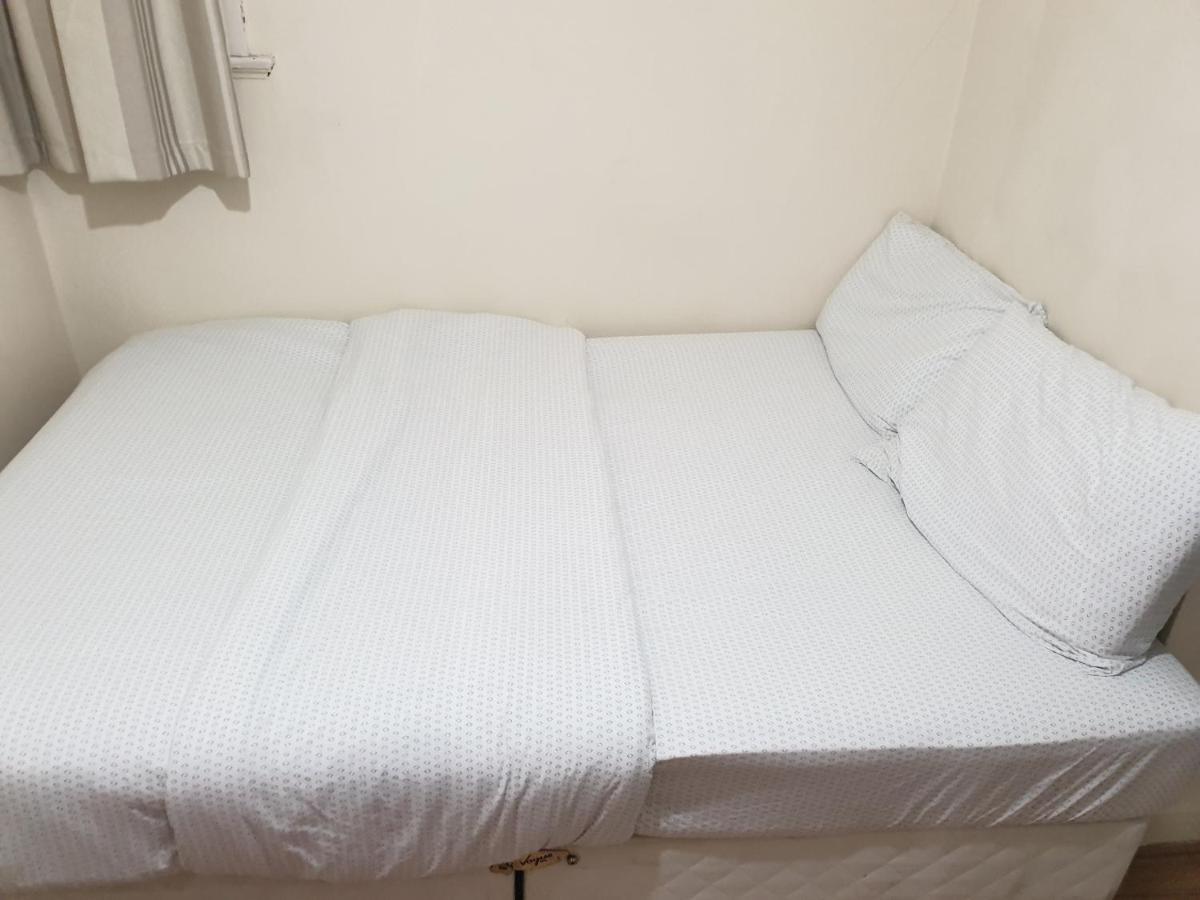 Splendid 4Bedrooms Shared Home Manchester Bagian luar foto