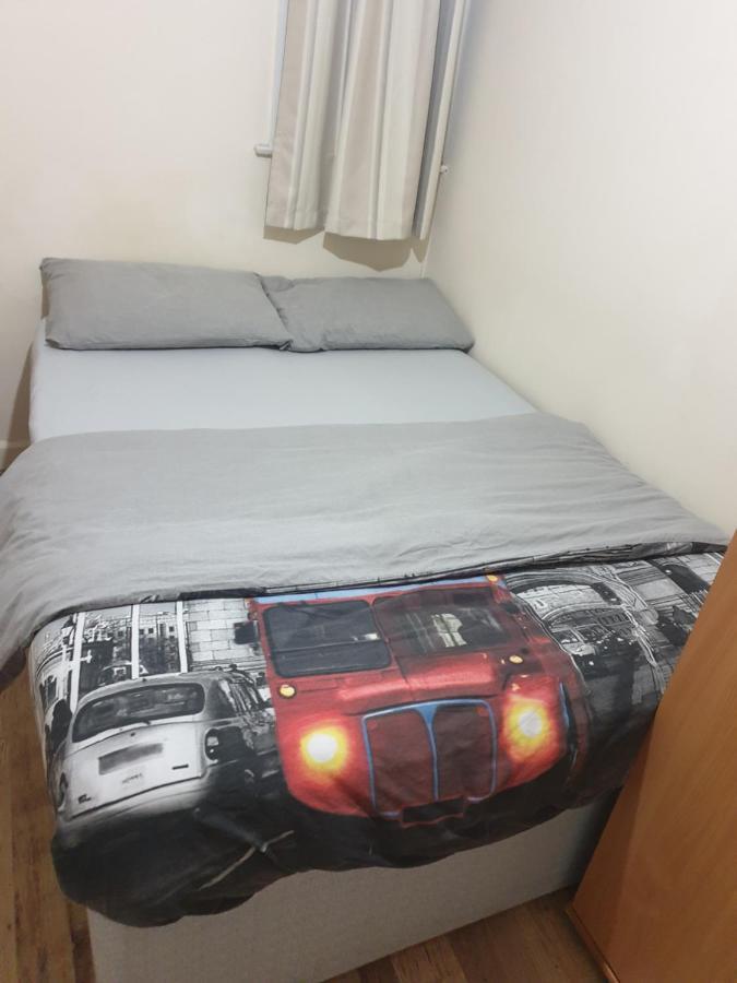 Splendid 4Bedrooms Shared Home Manchester Bagian luar foto